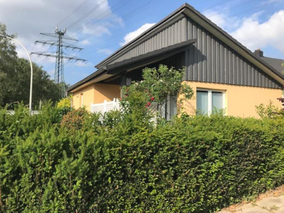 Halstenbek Komfortables Einzelhaus Mit Garten מראה חיצוני תמונה